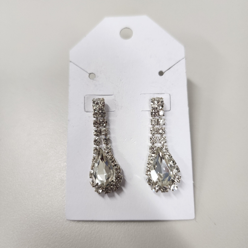 Sparkling Crystal Rhinestone Teardrop Dangle Earrings Silver Wedding Formal Prom